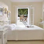Erato Mykonos Ορνός