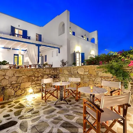 Erato Mykonos מלון