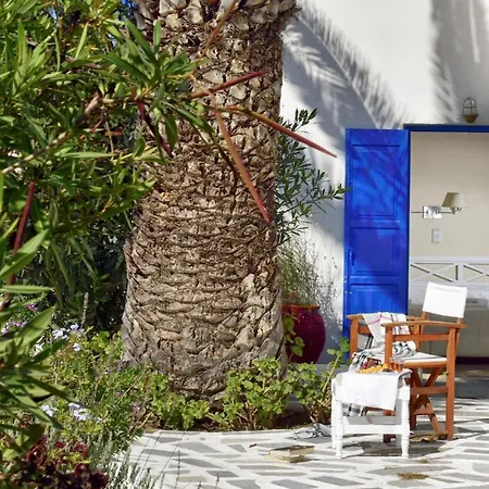 Erato Mykonos 3*