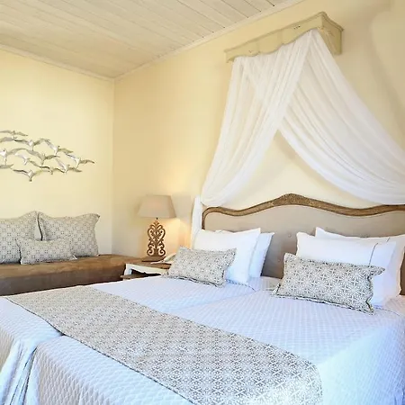 Erato Mykonos מלון