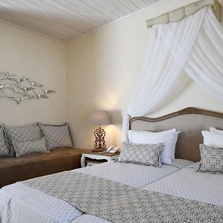 Erato Mykonos 3* אורנוס