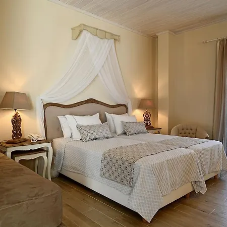 Erato Mykonos 3*