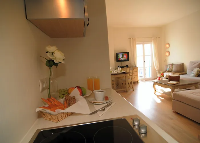 Erato Mykonos Ξενοδοχείο 3*