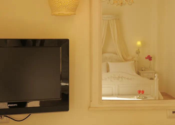 Erato Mykonos Ξενοδοχείο Ορνός