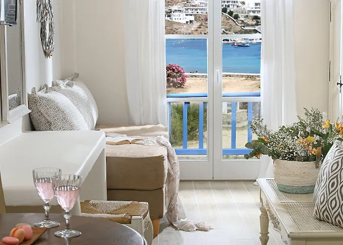Erato Mykonos 3*