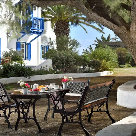 Erato Mykonos 3*